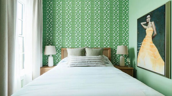 Unit with Queen size bed
