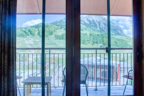 Amazing Balcony to take in the mountain conditions | Listed with @BookTraverse