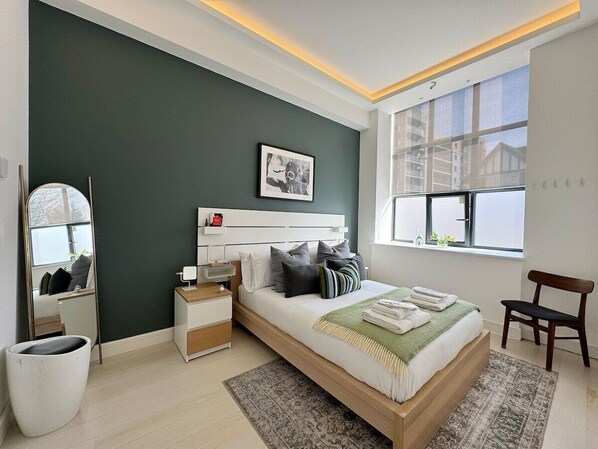 Spacious and beautifully designed one bedroom apartment with a very modern decor and furnishings . Combines comfort , style and sophistication.