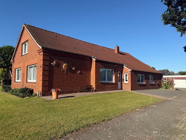 Ferienwohnung - ganze Haushälfte