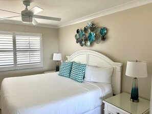 Exact unit will be assigned upon arrival. Views, colors and decor may vary.