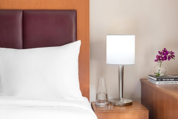 Unit with Queen bed