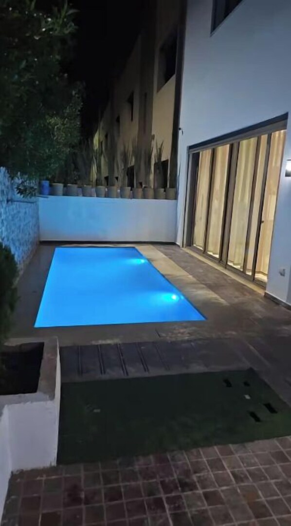 Pool