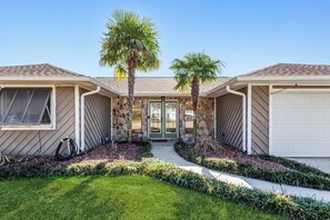 3575 Riddick Dr 5