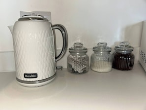 Kaffe och/eller kaffebryggare