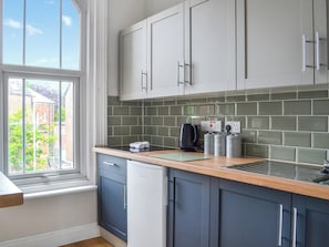 Kitchen | Church View Apartment - Spire & Church View, Bridlington