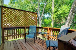 Private Deck w/ Seating | Split-Level Duplex