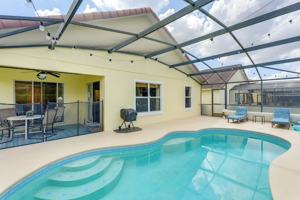 Davenport Vacation Rental | 4BR | 3BA | 1 Step to Enter | 2,072 Sq Ft