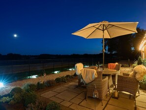 Cubierta, Sombra, Madera Dura, Mueble Para Exteriores, Balcón, Tablón, Eco Hotel, Piscina, Suelos De Madera, Recurso