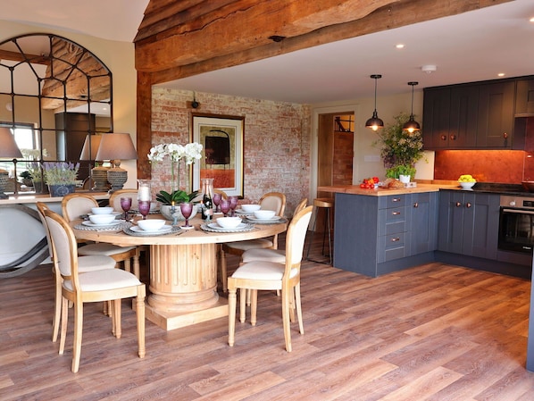 Deck, Shade, Hardwood, Outdoor Furniture, Balcony, Plank, Eco Hotel, Swimming Pool, Wood Flooring, Resort