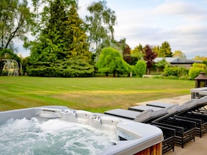 Deck, Shade, Hardwood, Outdoor Furniture, Balcony, Plank, Eco Hotel, Swimming Pool, Wood Flooring, Resort