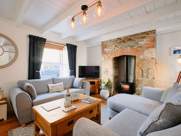 Wohnung, Gebirge, Senke, Alpen, Hotel, Bergdorf
