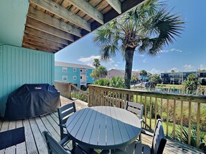 Back Deck - Grill and Outdoor Dining - First Floor