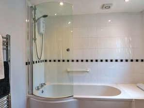 Bathroom, Bathtub, Plumbing Fixture, Interior Design, Flooring, Plumbing, Tap, Floor, Shower, Tile