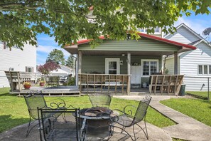 House, Patio, Nature, Outdoors, Scenery
