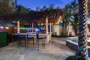Tiki Bar/BBQ