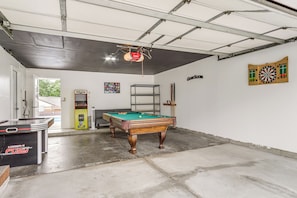 Garage Game Room