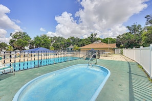 Elite Salt Springs Resort | Community Pool & Hot Tub | Single-Story Home