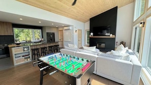 Spielezimmer