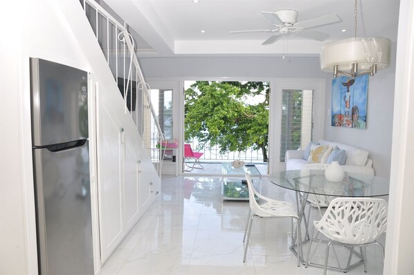 Welcome to Calm Retreat@Carib Ocho Rios