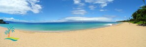 Kaanapali Beach - Expansive Sandy Kaanapali Beach
Black Rock to the left, enjoy snorkeling!