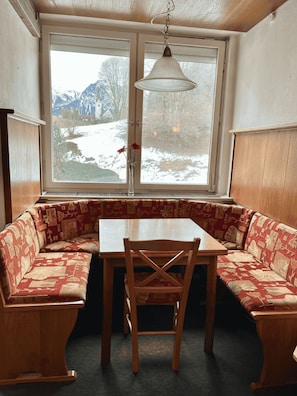 dining table