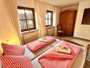 Bedroom (180x200)