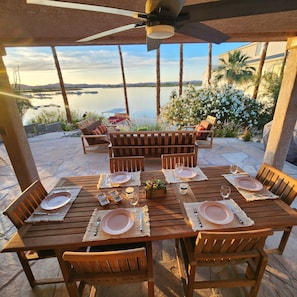Outdoor dining