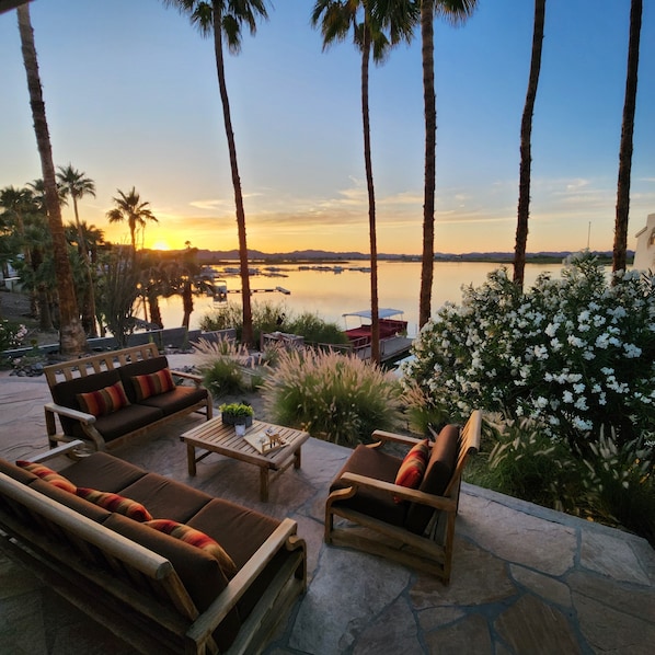 Beautiful Lake Views