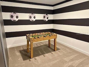Spielezimmer