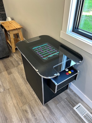 Spielezimmer
