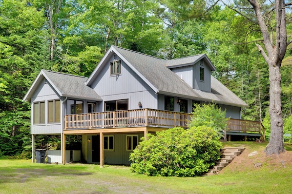 Franconia Vacation Rental | 5BR | 3BA | 1,736 Sq Ft | 4 Steps to Enter