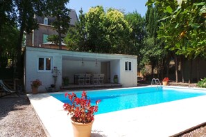 Holiday Home Swimming Pool