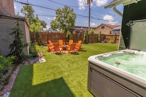Bain à remous extérieur