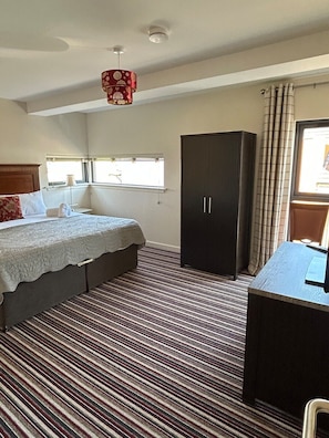 master ensuite