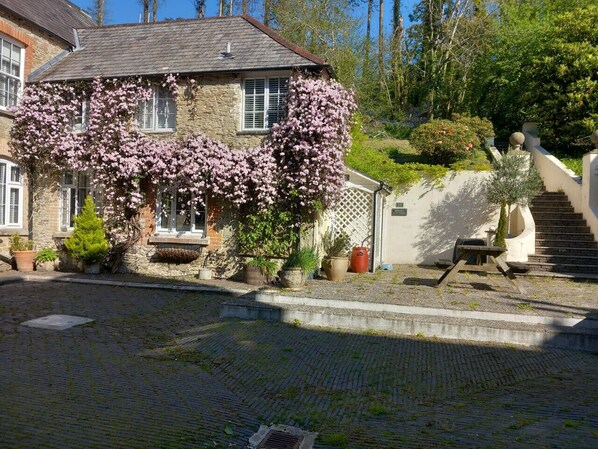 Spring Cottage