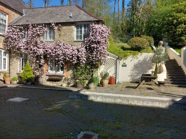 Spring Cottage
