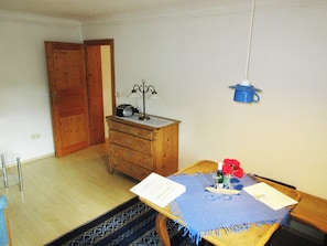 Ferienwohnung Forellenglück bis 3 Personen, 38 qm-Wohnzimmer