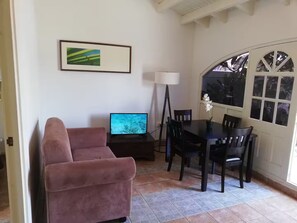 Interni