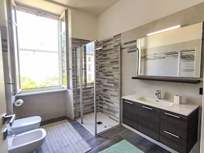 Design IntĂ©rieur, Sol, Sol, Luminaire Plomberie, Salle De Bains, Ăvier, Lavabo, Plomberie, Miroir, Robinet
