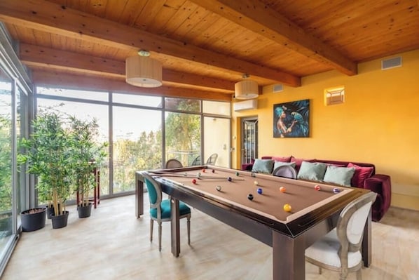 Game room