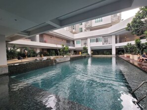 Indendørs/udendørs pool