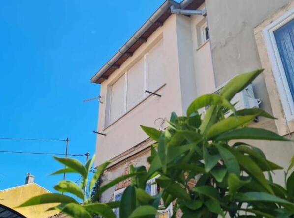 DĂ©tail de lâextĂ©rieur