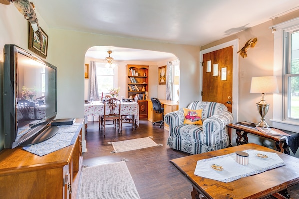 Houtzdale Vacation Rental | 3BR | 2BA | Stairs Required | 1,600 Sq Ft