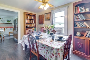 Dining Room | 1st Floor