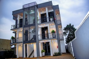 Image 5