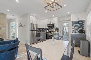 Dining table and 4 chairs