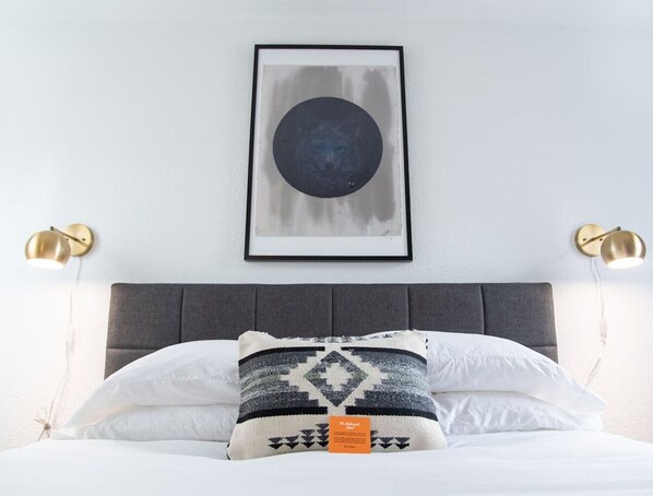 Unit with Queen size bed