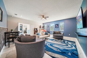 Recreation Room with arcade games
