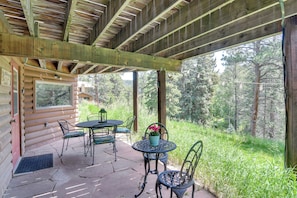 Studio Exterior | Covered Patio | Wildlife Viewing